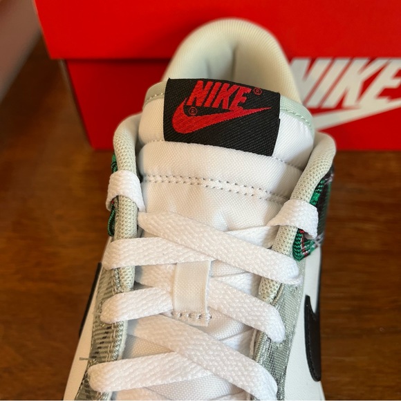 NIKE Dunk Low Retro Premium - Picture 8 of 12